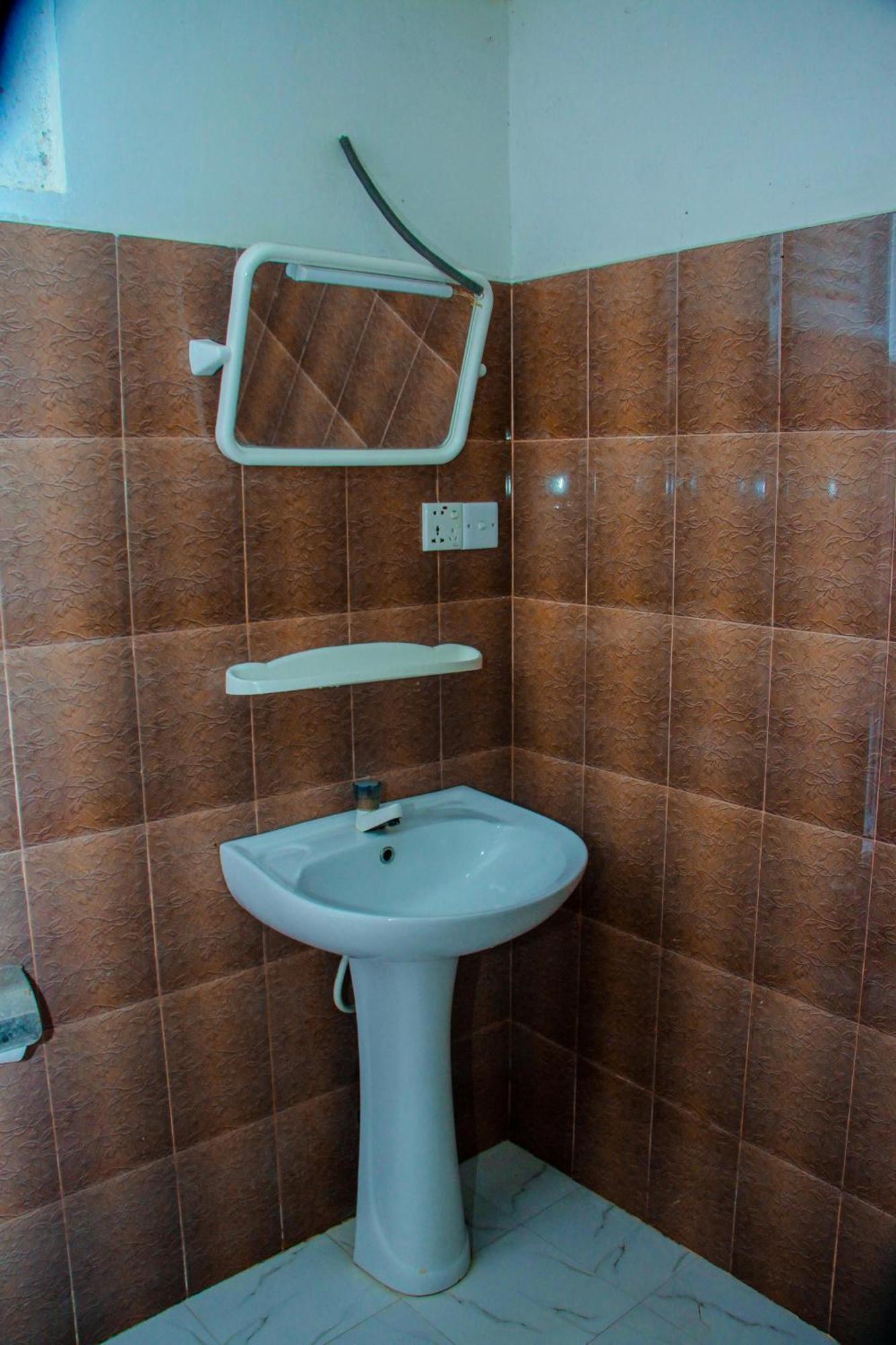 Chanaka Holiday Inn Sigirîya Extérieur photo