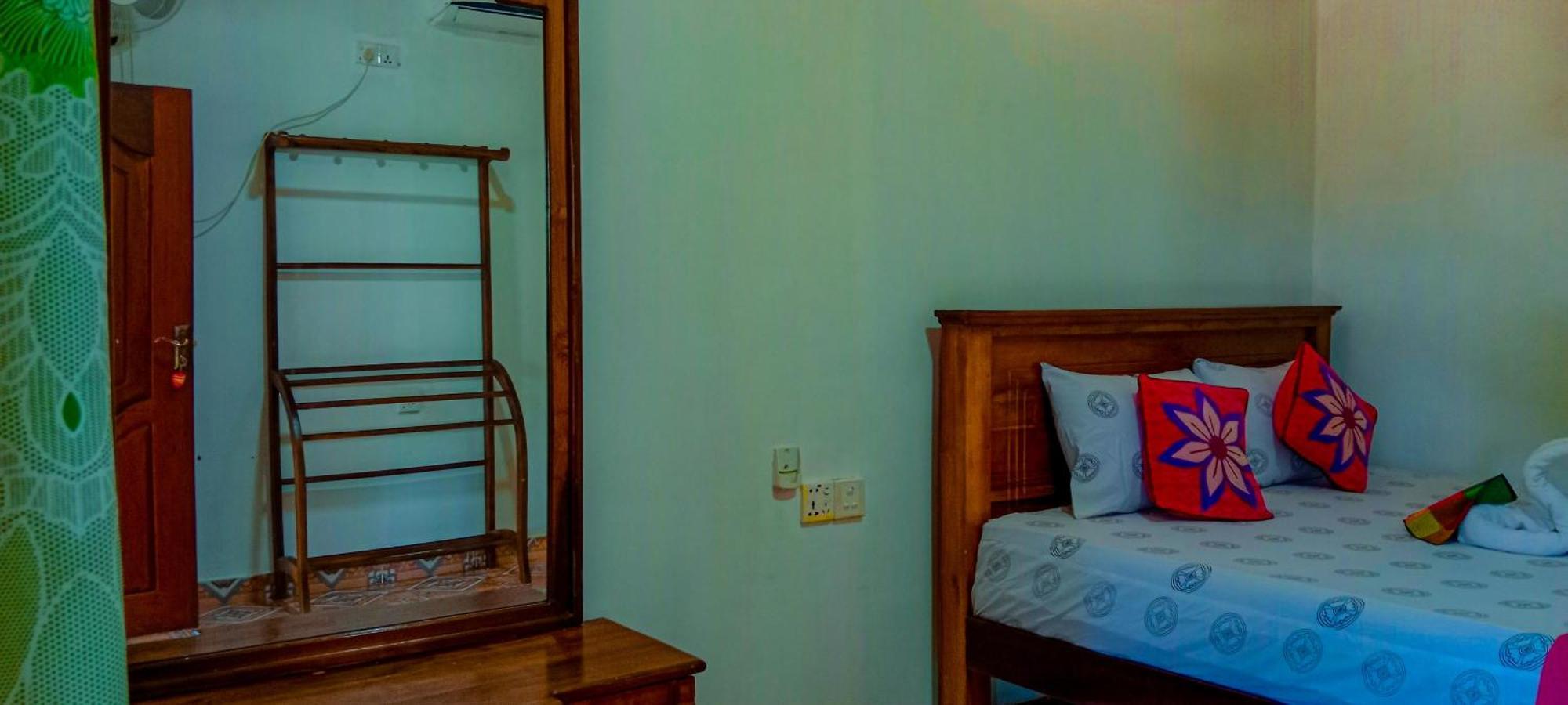 Chanaka Holiday Inn Sigirîya Extérieur photo