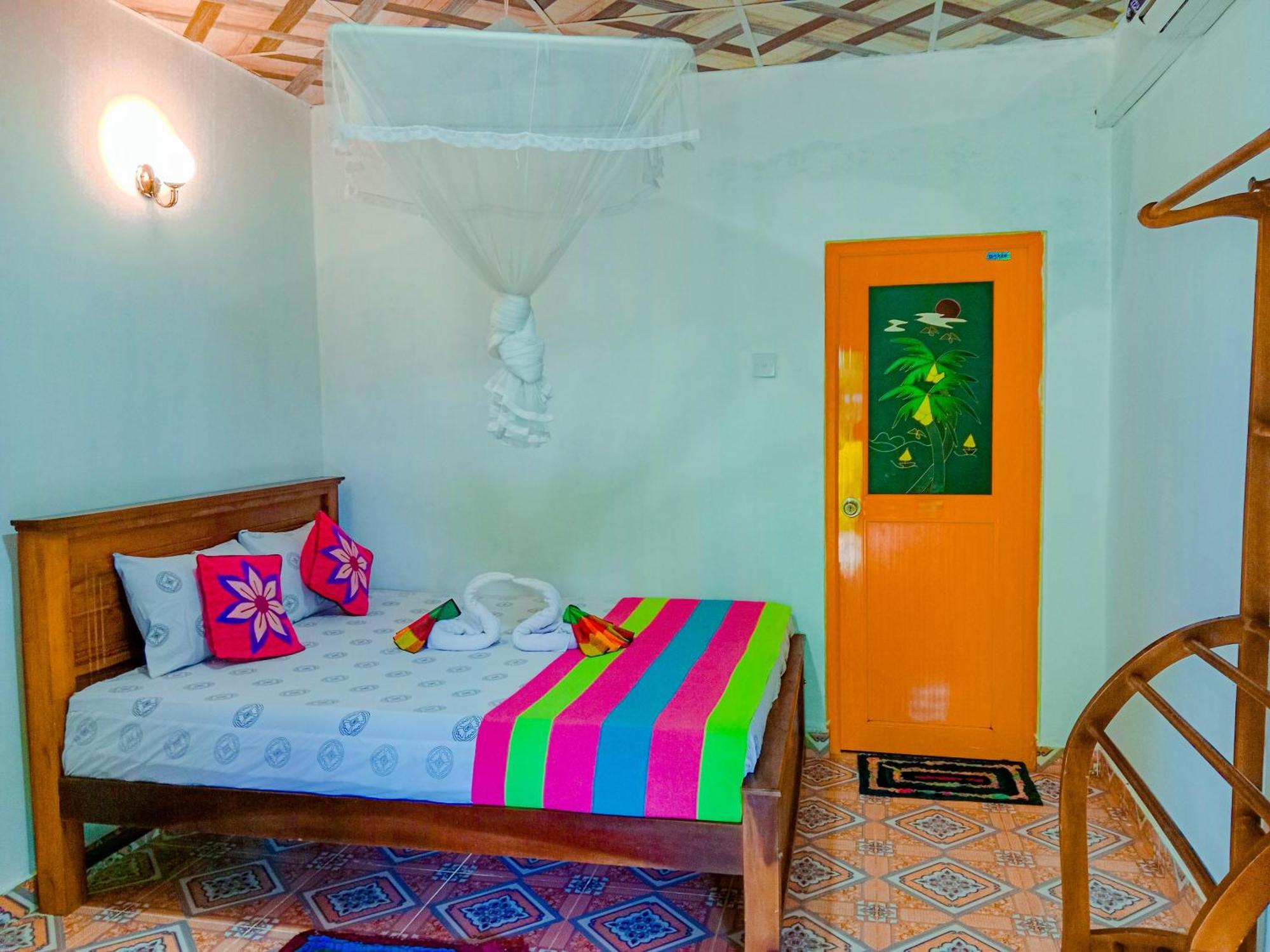 Chanaka Holiday Inn Sigirîya Extérieur photo